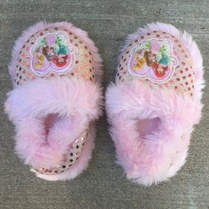 Target Disney Princess Slippers, size 5/6